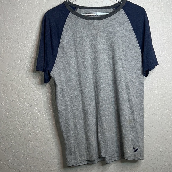 Men’s American Eagle Grey and Blue T Shirt - Picture 2 of 6